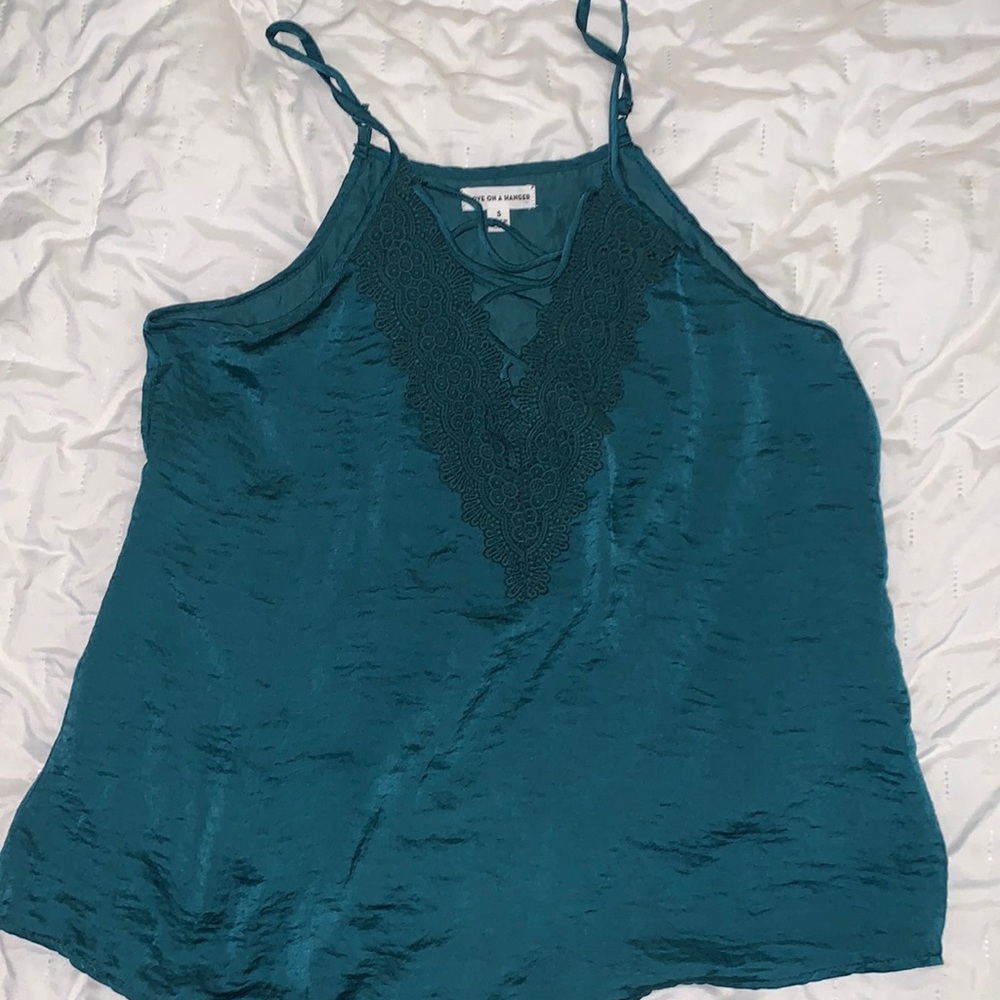 Fashionable top